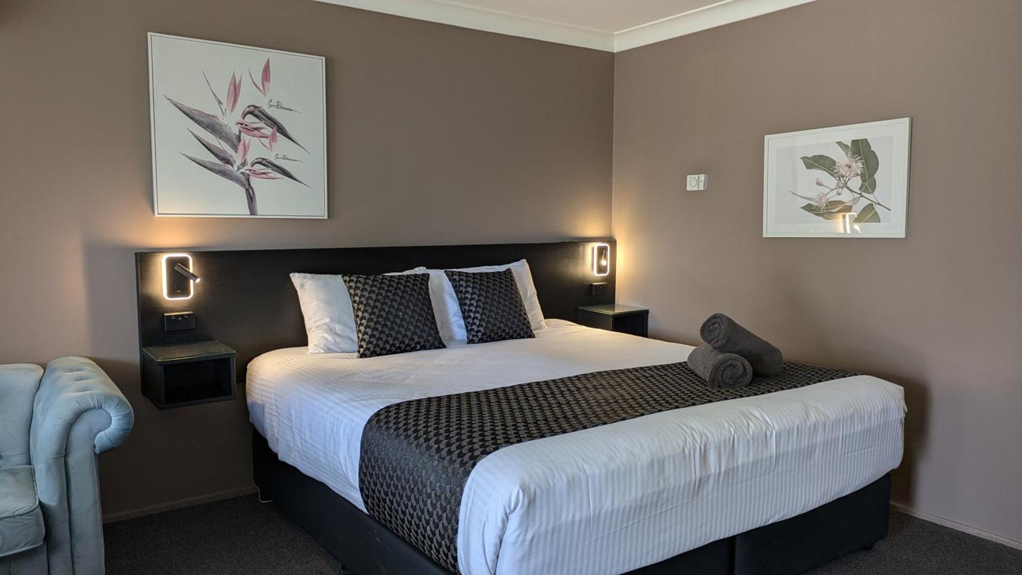 أوبيرون Highlands Motor Inn المظهر الخارجي الصورة